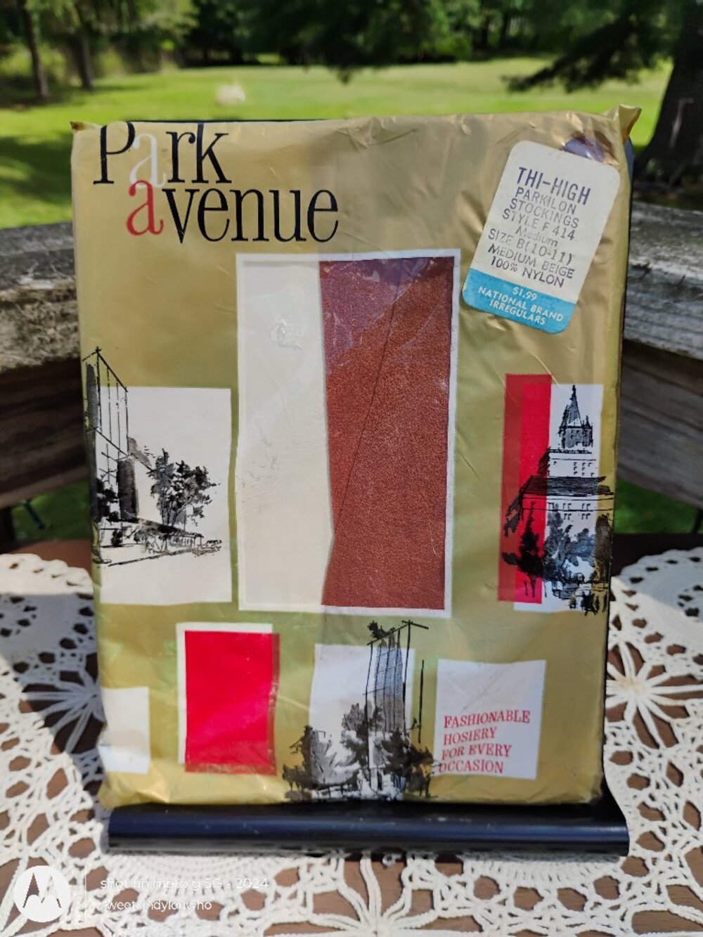 vintage Park Avenue brand thigh high hose Parkilon Stockings Medium Size B